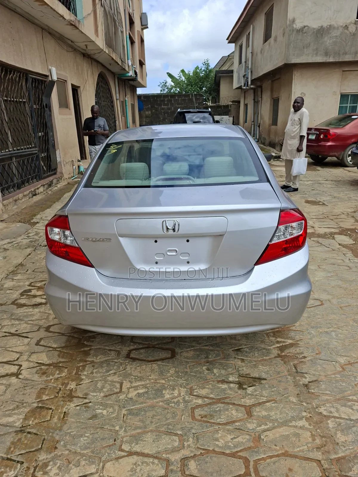 Honda Civic 1.8 5 Door Automatic 2012 Silver