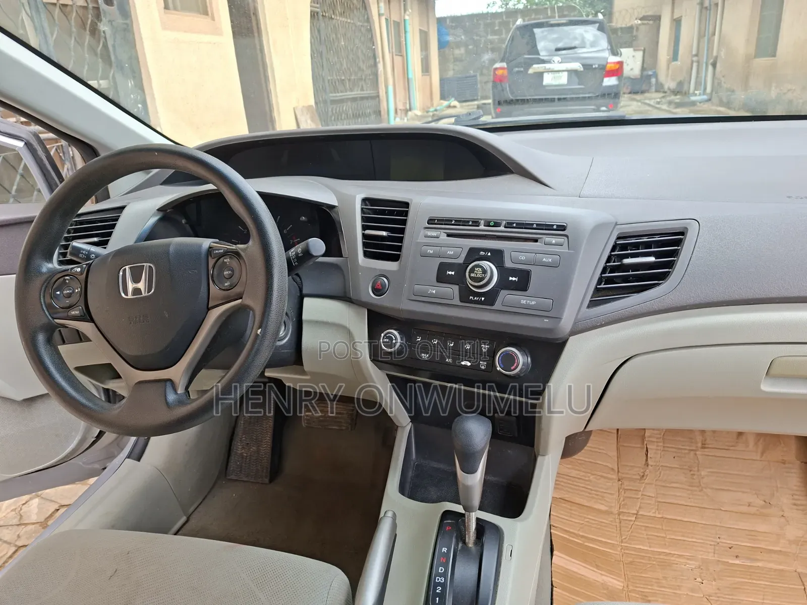 Honda Civic 1.8 5 Door Automatic 2012 Silver