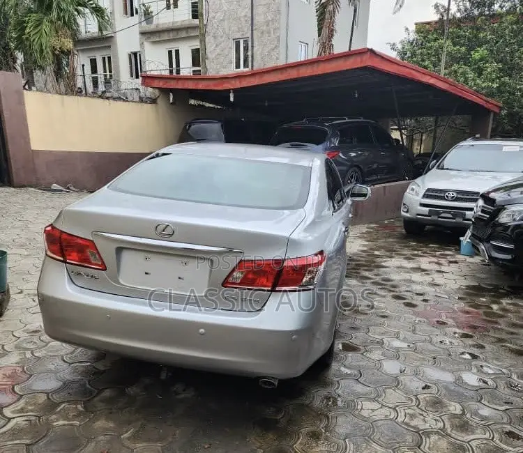 Lexus ES 350 2011 Silver