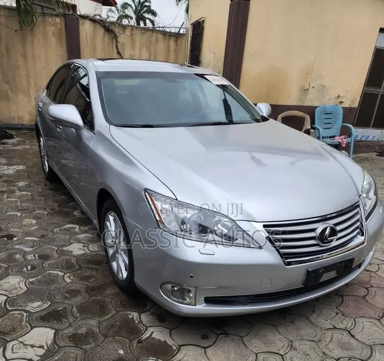 Lexus ES 350 2011 Silver