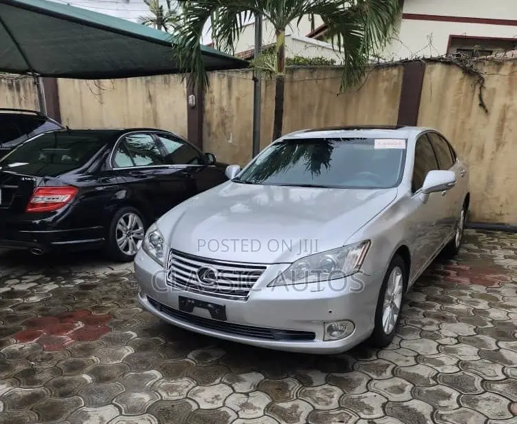 Lexus ES 350 2011 Silver
