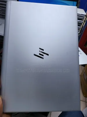 Laptop HP EliteBook 630 G10 32GB Intel Core i7 SSD 512GB