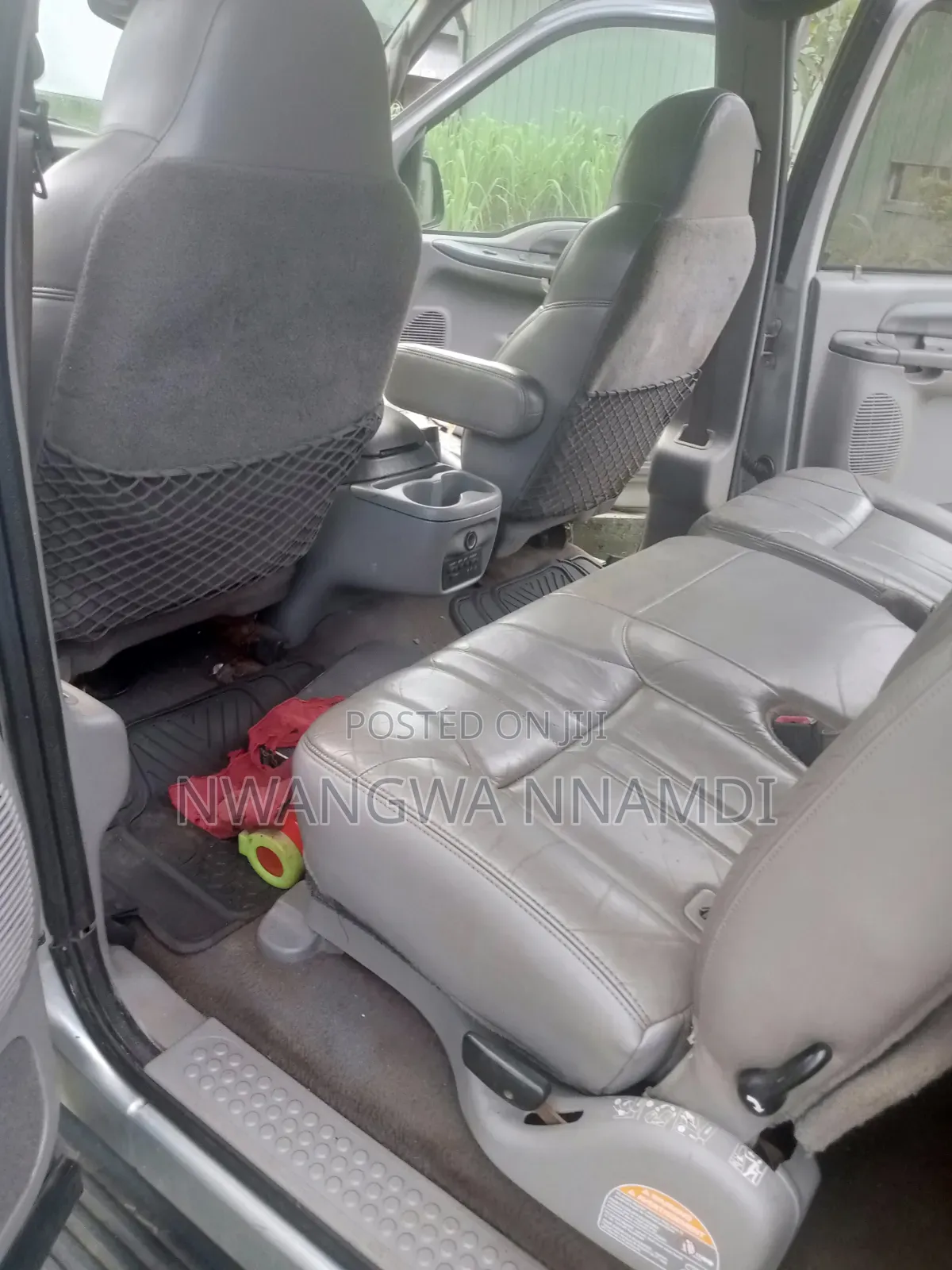 Ford Excursion 2000 Gray