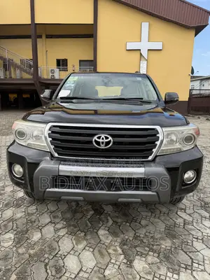 Toyota Land Cruiser 4.0 V6 GX 2013 Black