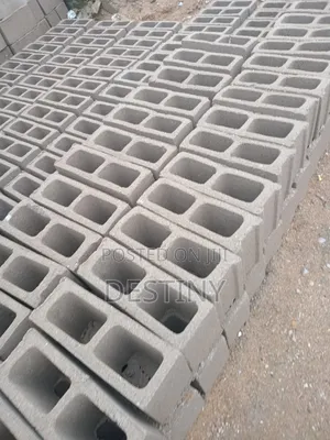 Major Block Distributor