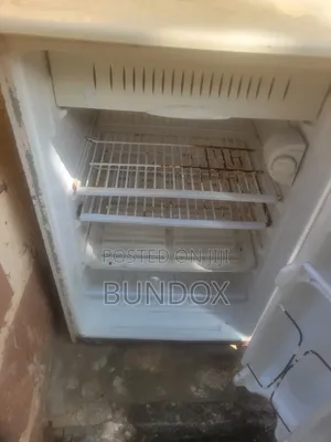 Used Mini Refrigerator – Compact Fridge