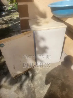 Used Mini Refrigerator – Compact Fridge