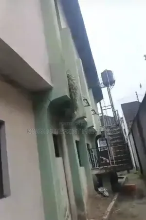 5bdrm Duplex in Bendel Estate, Warri for sale