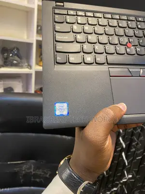 Laptop Lenovo ThinkPad X260 8GB Intel Core i5 SSD 256GB