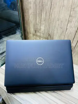 Laptop Dell Latitude 5400 8GB Intel Core i7 SSD 256GB