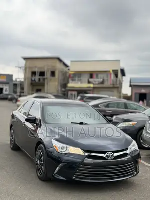 Toyota Camry LE 4dr Sedan (2.5L 4cyl 6A) 2016 Black