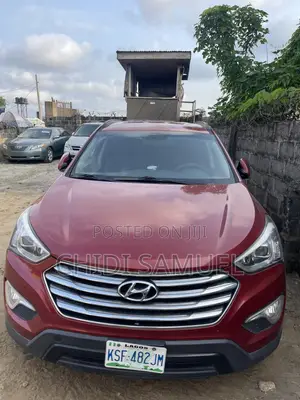 Hyundai Santa Fe 2013 Red