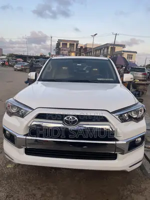 Toyota 4-Runner 2010 White
