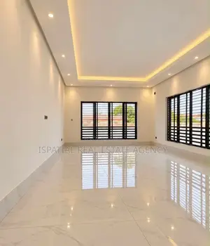 6bdrm Duplex in Maitama for sale