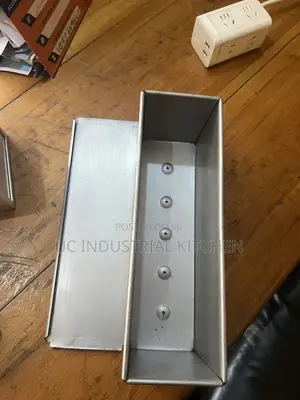 Bread Pans 650g