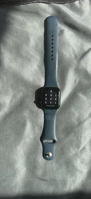 Apple Watch SE 2nd Generation 40mm Midnight Aluminium Case