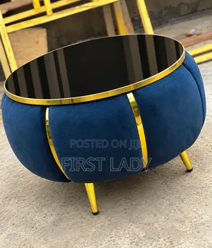 Round Table