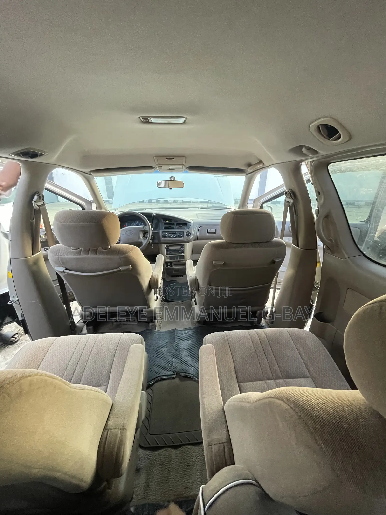 Toyota Sienna 2002 Silver