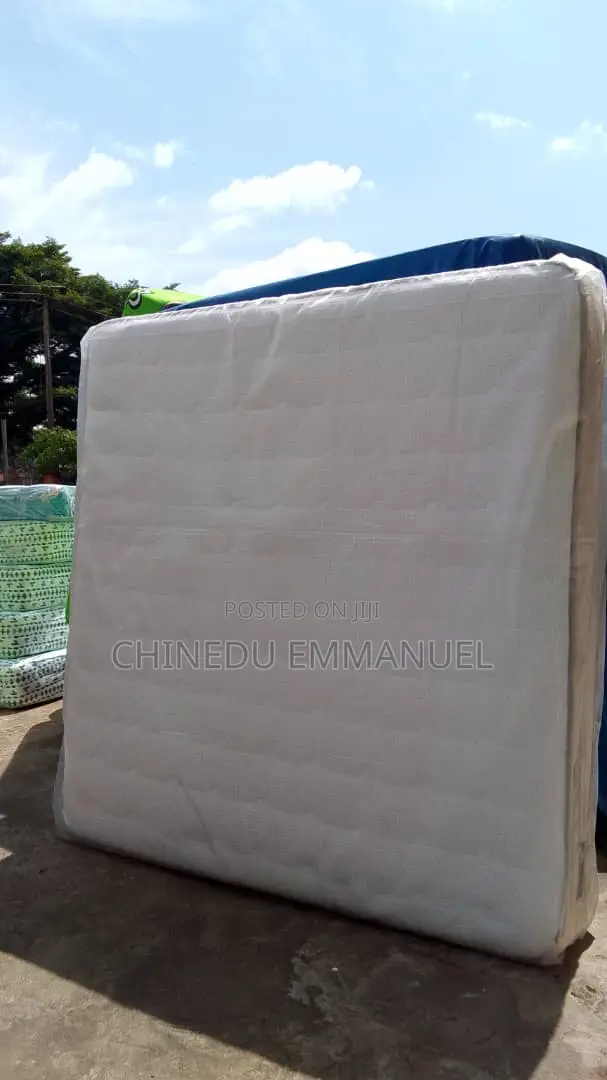 Mouka Pillow Top Royal