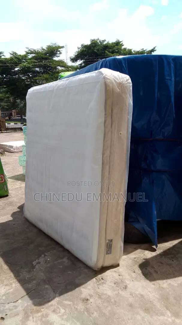 Mouka Pillow Top Royal