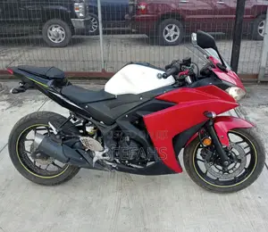 Yamaha R3 2018 White