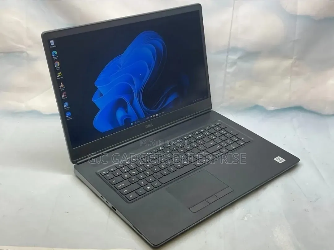 Laptop Dell Precision 7750 32GB Intel Core i7 SSD 512GB