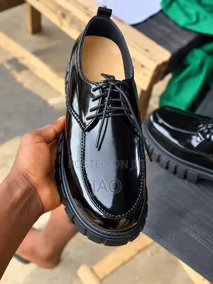Men & Women Footwears
