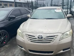 Toyota Camry CE 4dr Sedan (2.4L 4cyl 5M) 2007 Gold