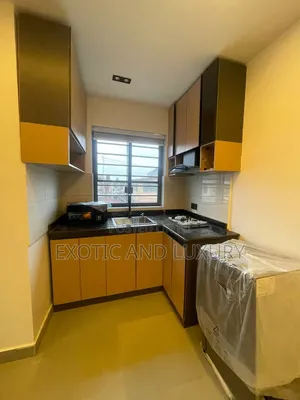 2bdrm Block of Flats in Alagomeji, Sabo / Yaba for rent