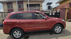 Hyundai Santa Fe 2012 Red