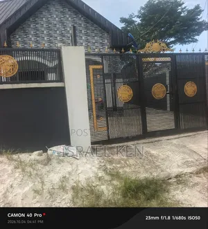 2bdrm Bungalow in Ugbolokposo, Warri for sale
