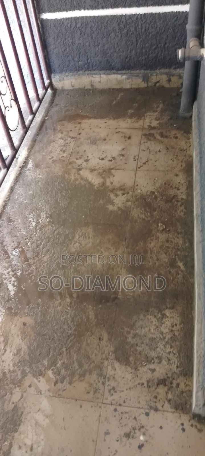 Tiles Cleaner