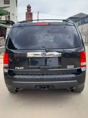 Honda Pilot Touring w/RES/Navi 4WD (3.5L 6cyl 5A) 2011 Black