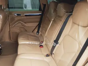 Porsche Cayenne S 2012 Black