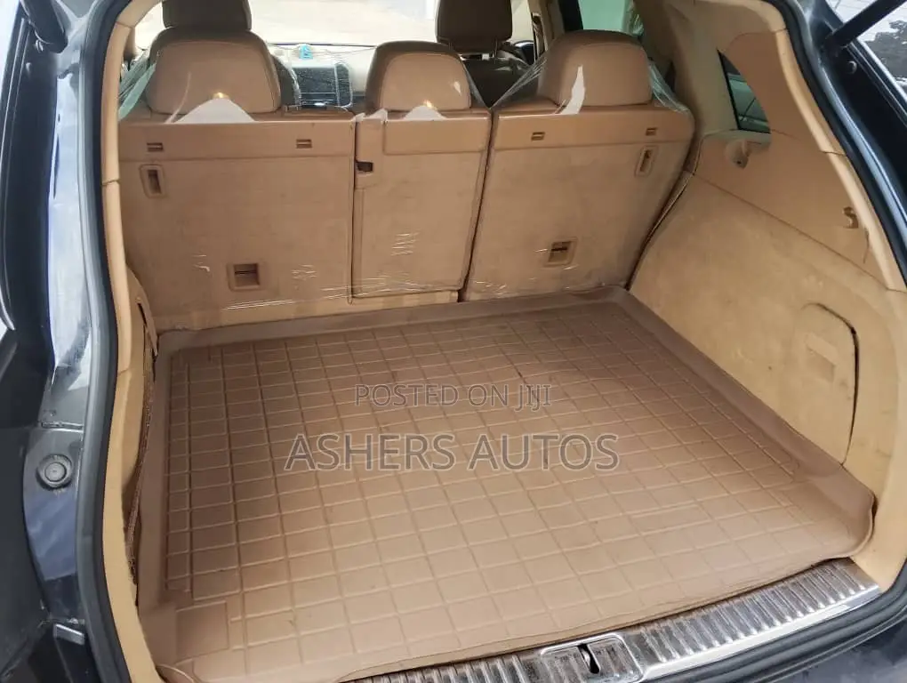 Porsche Cayenne S 2012 Black