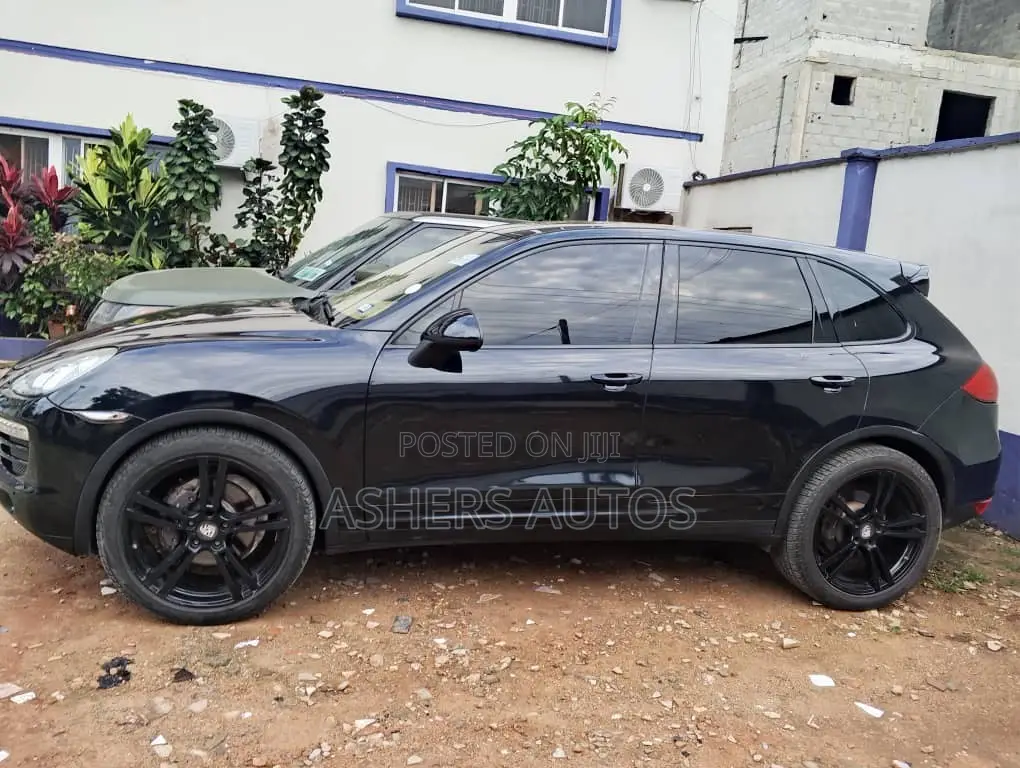 Porsche Cayenne S 2012 Black