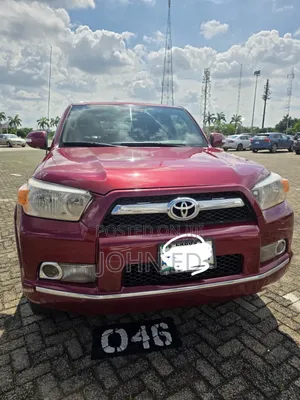 Toyota 4-Runner SR5 2WD 2012 Maroon