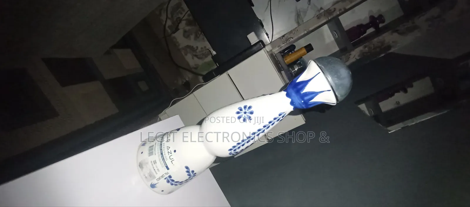 Azul Bottle