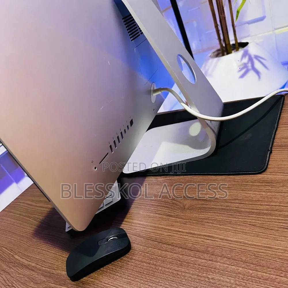 Desktop Computer Apple iMac 16GB Intel Core i5 HDD 2T