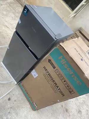 Hisense REF172DR 124L Compact Refrigerator