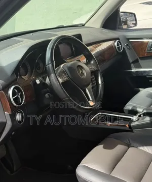 Mercedes-Benz GLK-Class 2015 Black