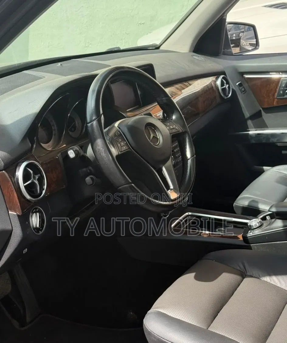 Mercedes-Benz GLK-Class 2015 Black