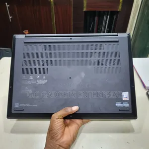 Laptop Lenovo ThinkPad P1 Gen4 16GB Intel Core i7 SSD 512GB