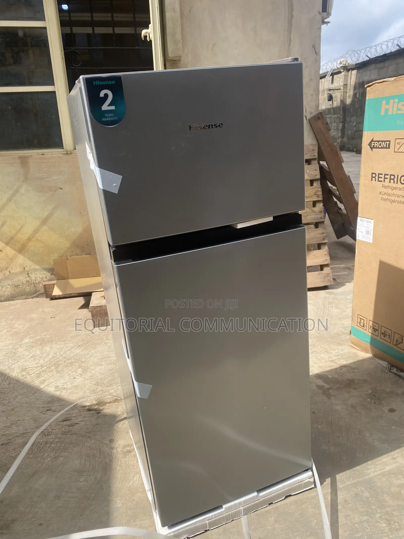 Hisense REF172DR 124L Modern Refrigerator