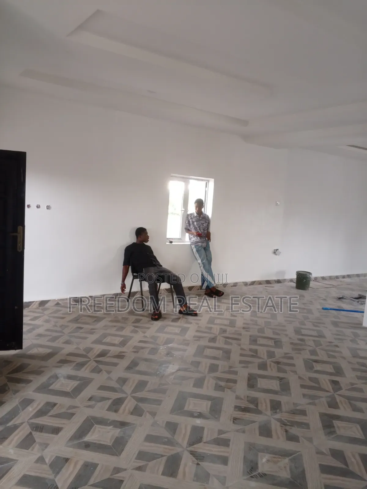  Office Space to Let