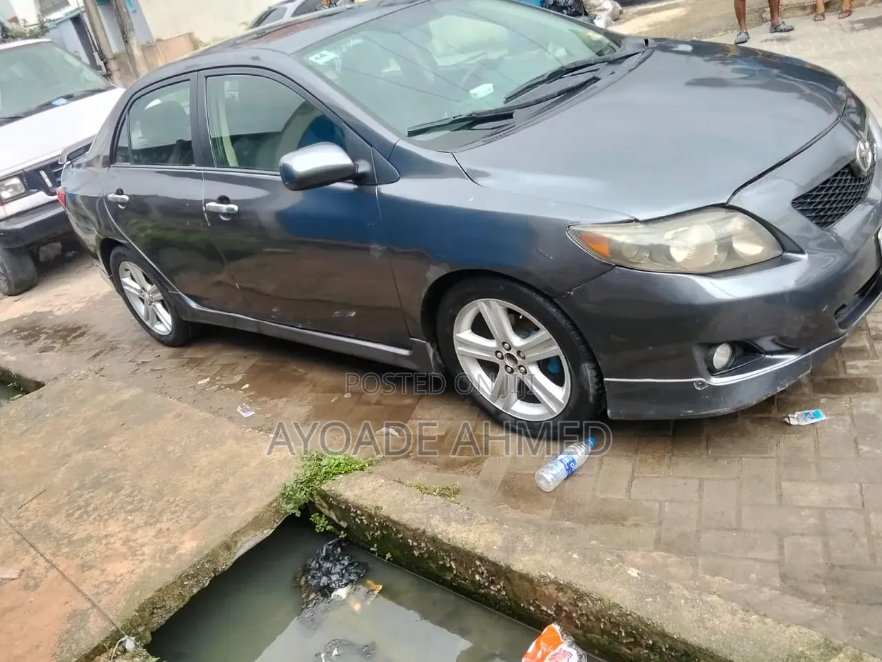 Toyota Corolla 2010 Gray