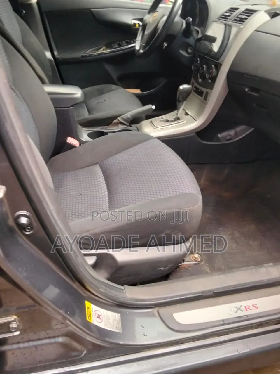 Toyota Corolla 2010 Gray