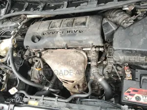 Toyota Corolla 2010 Gray