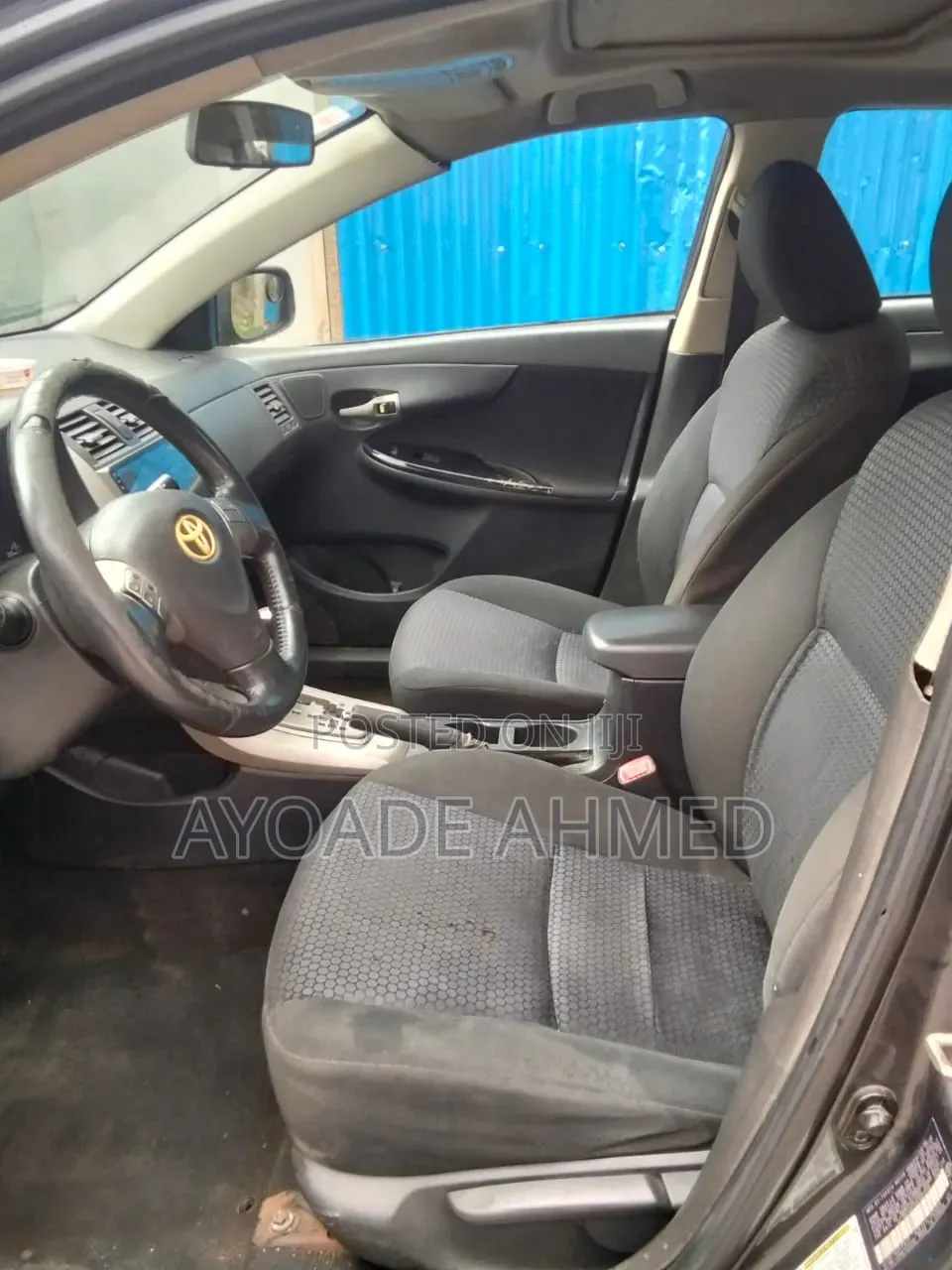 Toyota Corolla 2010 Gray