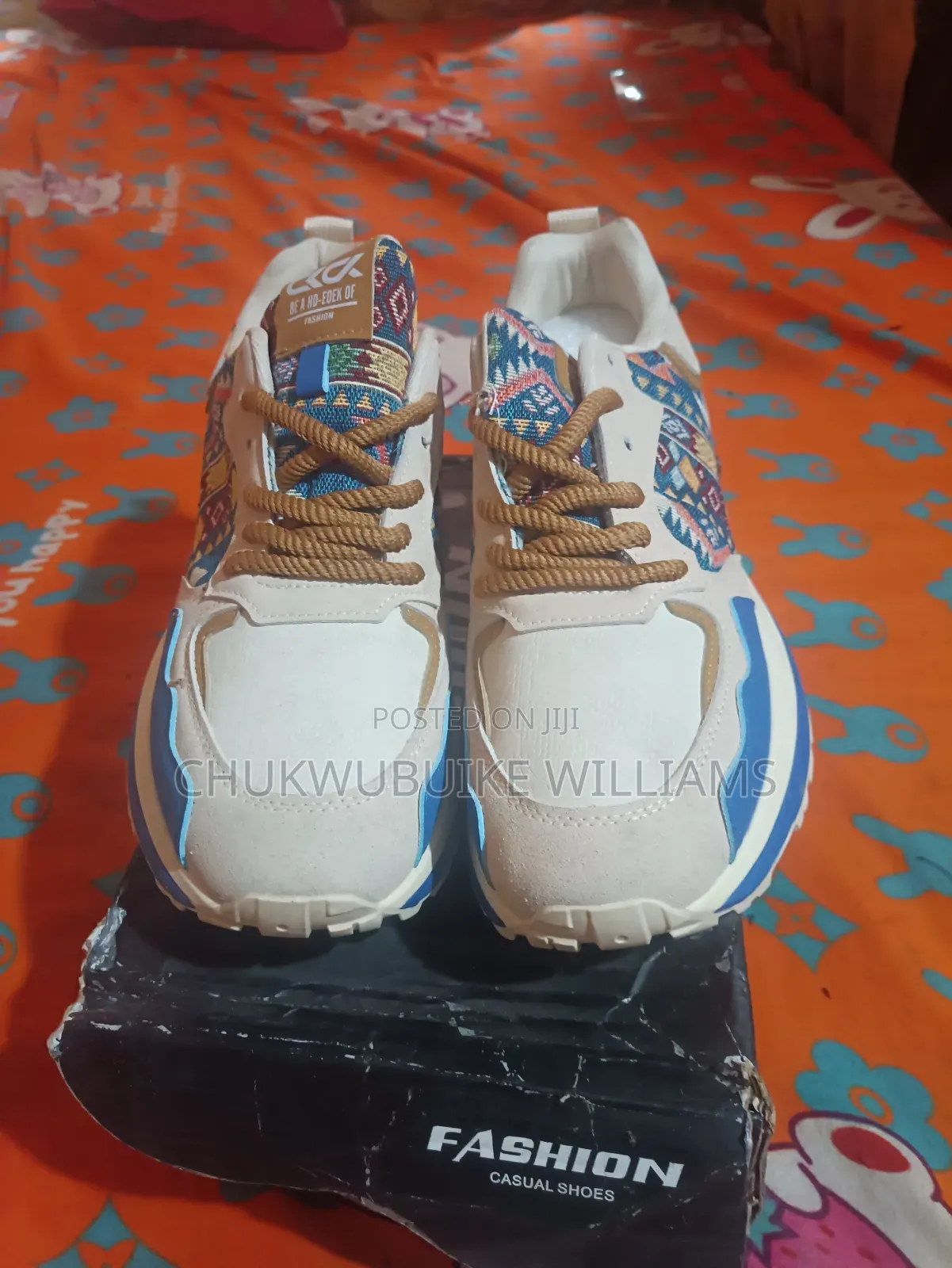 Unisex Sneaker